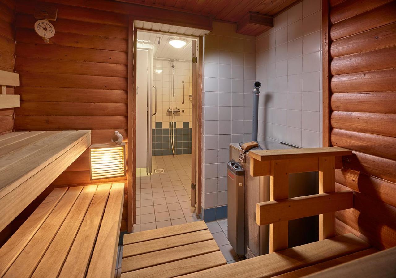 Gasthaus Lohja Bed & Breakfast Exterior photo